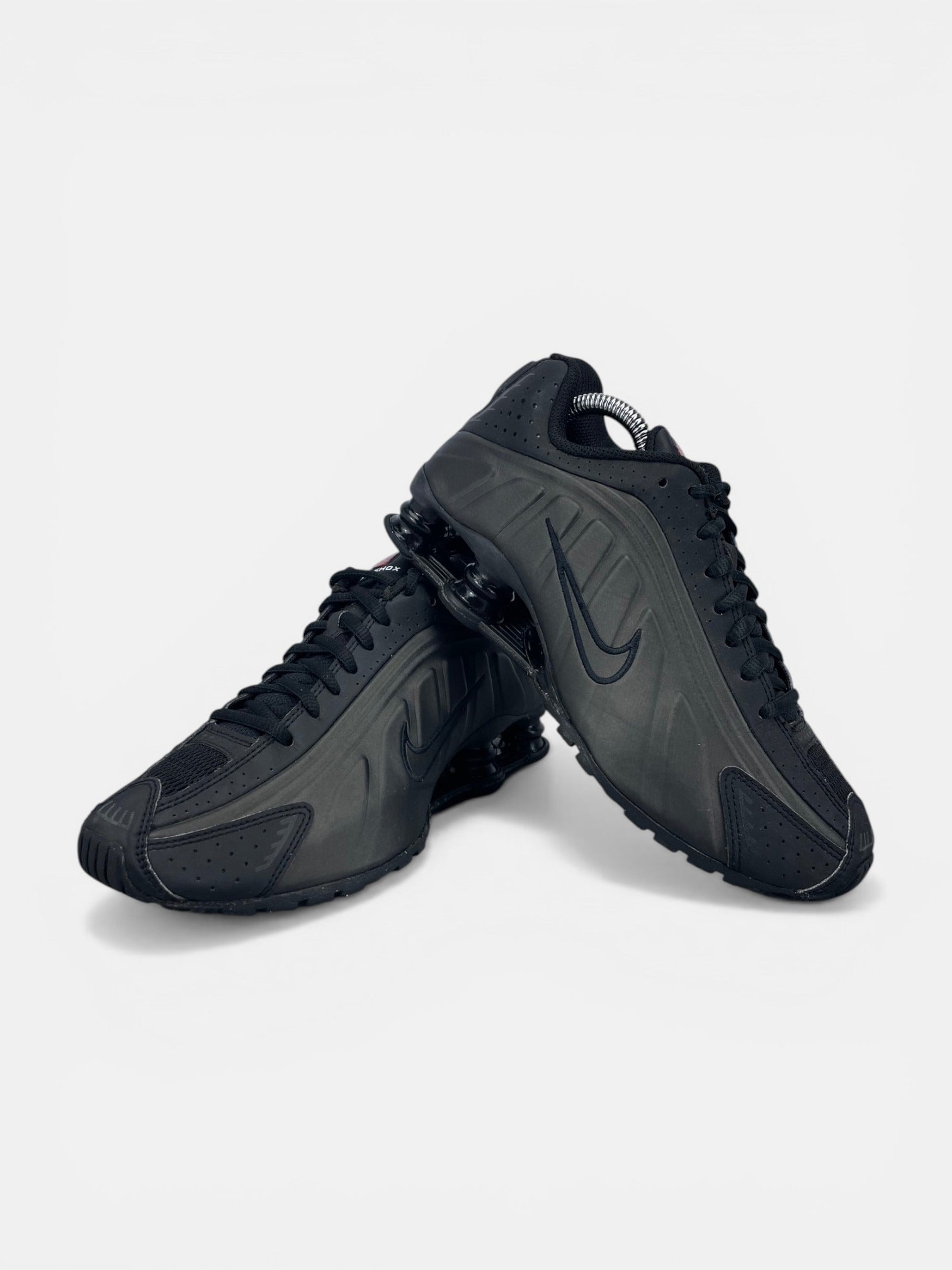 Nike Shox R4 None - buty sportowe, boczny profil