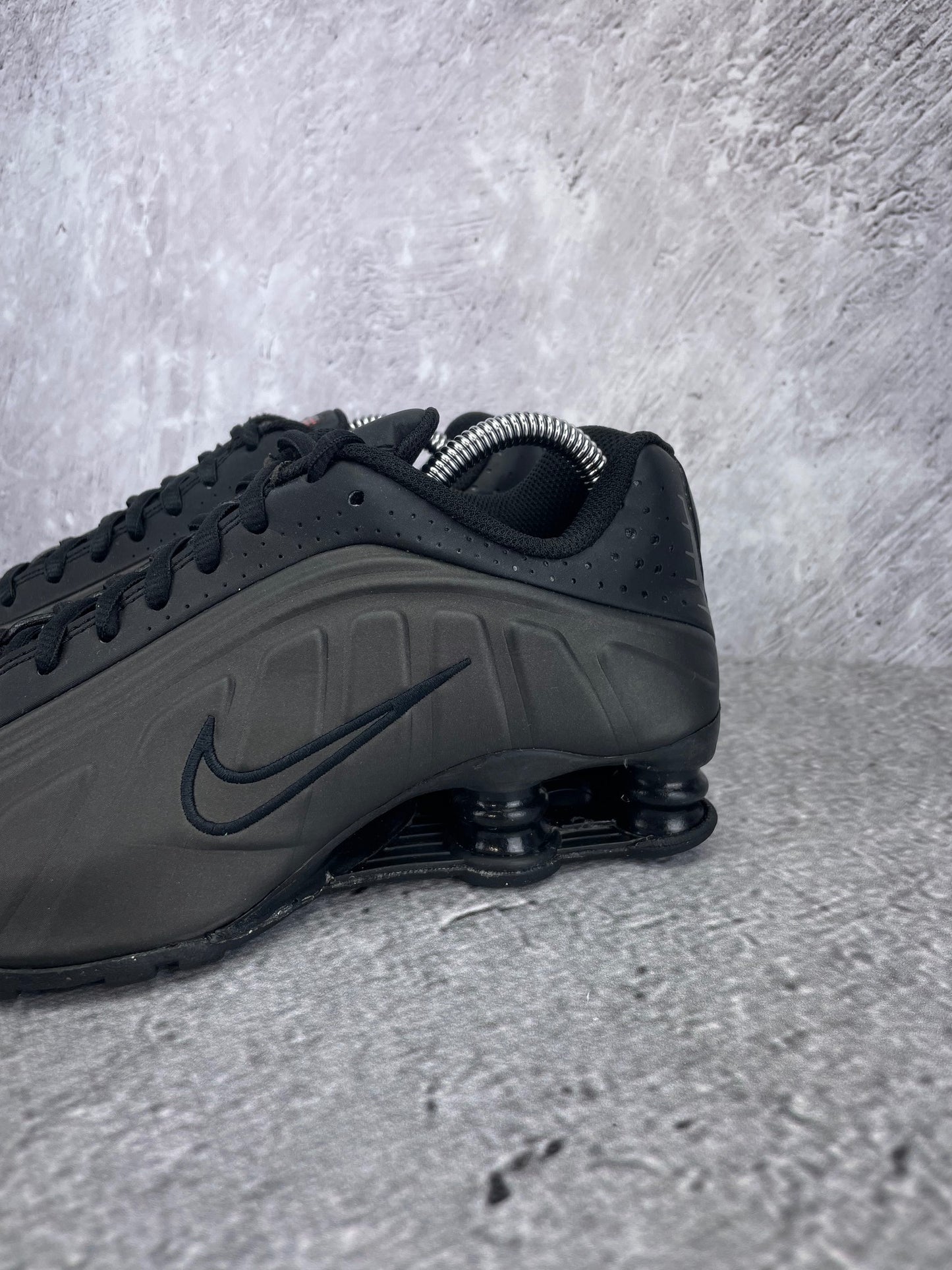 Nike Shox R4 None - buty sportowe, opcjonalne zdjęcie 1