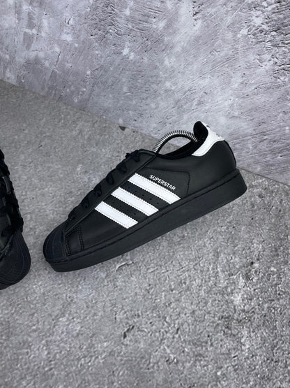 adidas Superstar II Black White - buty sportowe, widok z góry na wewnętrzną stronę butów