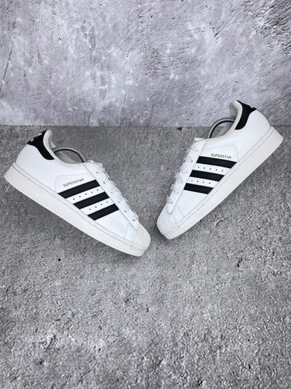 Adidas Superstar II Cloud White Black - buty sportowe, widok z góry na zewnętrzną stronę butów
