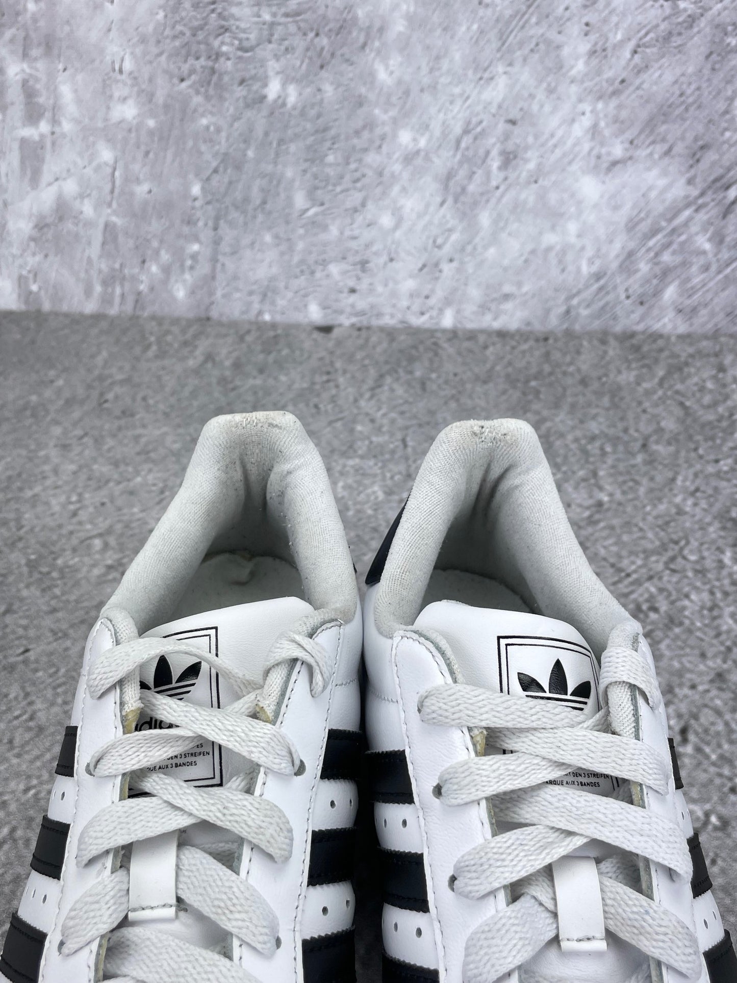 Adidas Superstar II Cloud White Black - buty sportowe, zapiętki butów