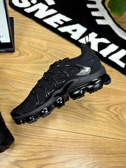 Nike Air Vapormax Plus (45.5)