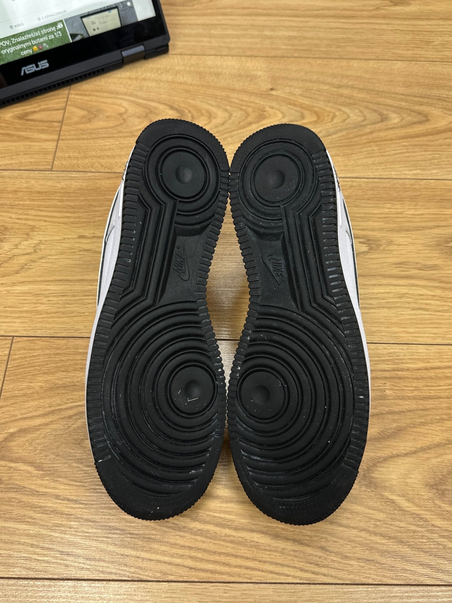 Nike Air Force 1 Low (42.5)
