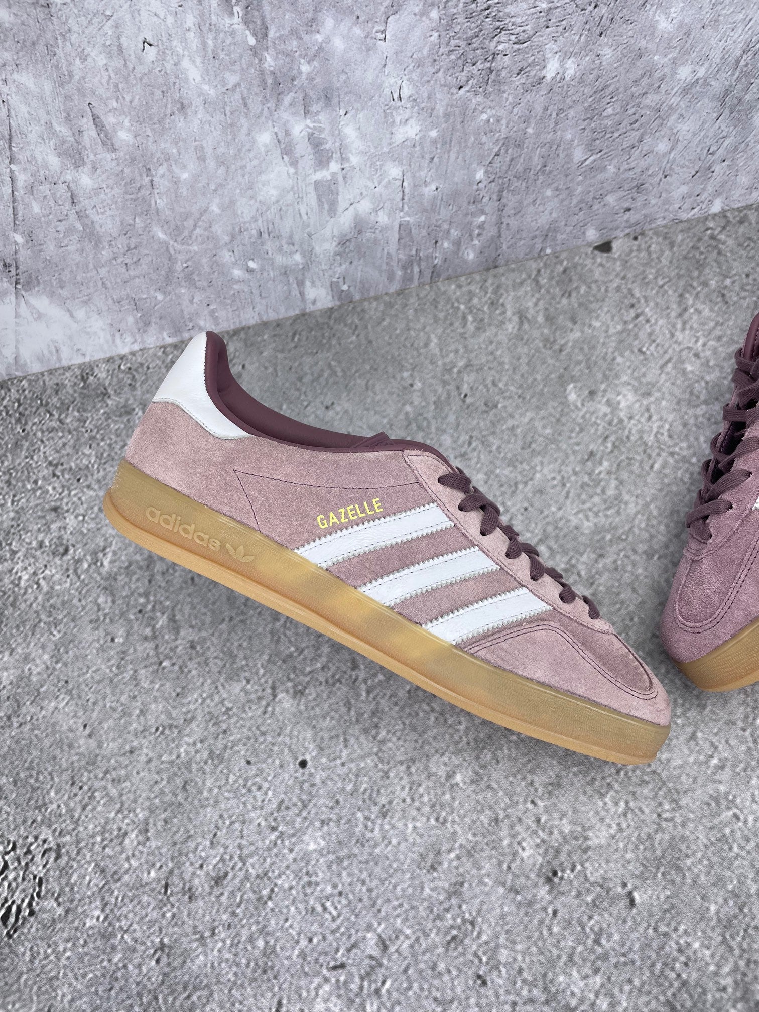 Adidas Gazelle Indoor None - buty sportowe, zewnętrzny panel lewego buta