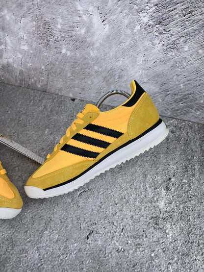 Adidas SL 72 RS Spark - buty sportowe, wewnętrzny panel prawego buta