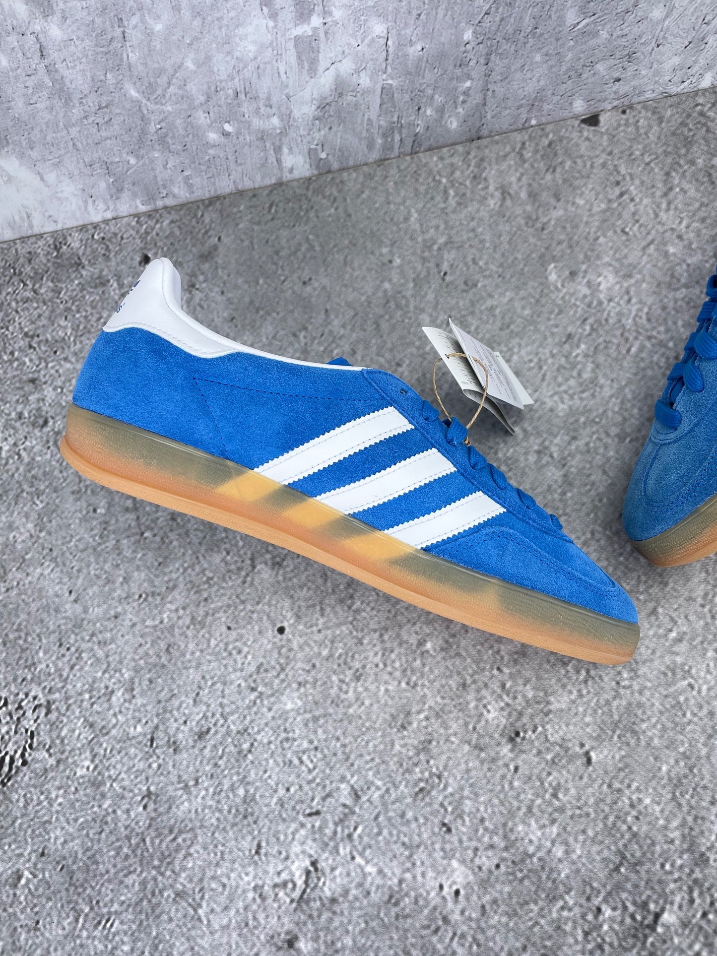Adidas Gazelle None - buty sportowe, wewnętrzny panel lewego buta