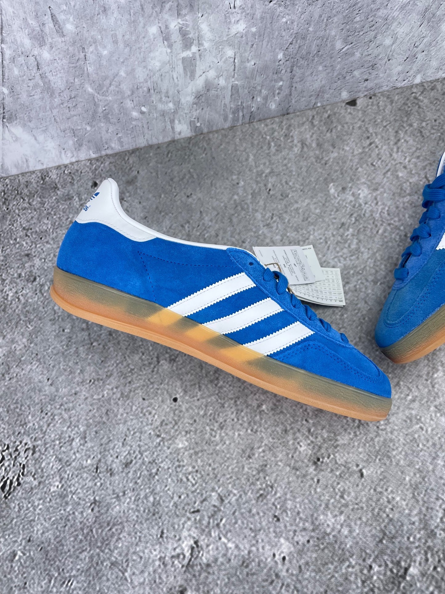 Adidas Gazelle None - buty sportowe, wewnętrzny panel lewego buta