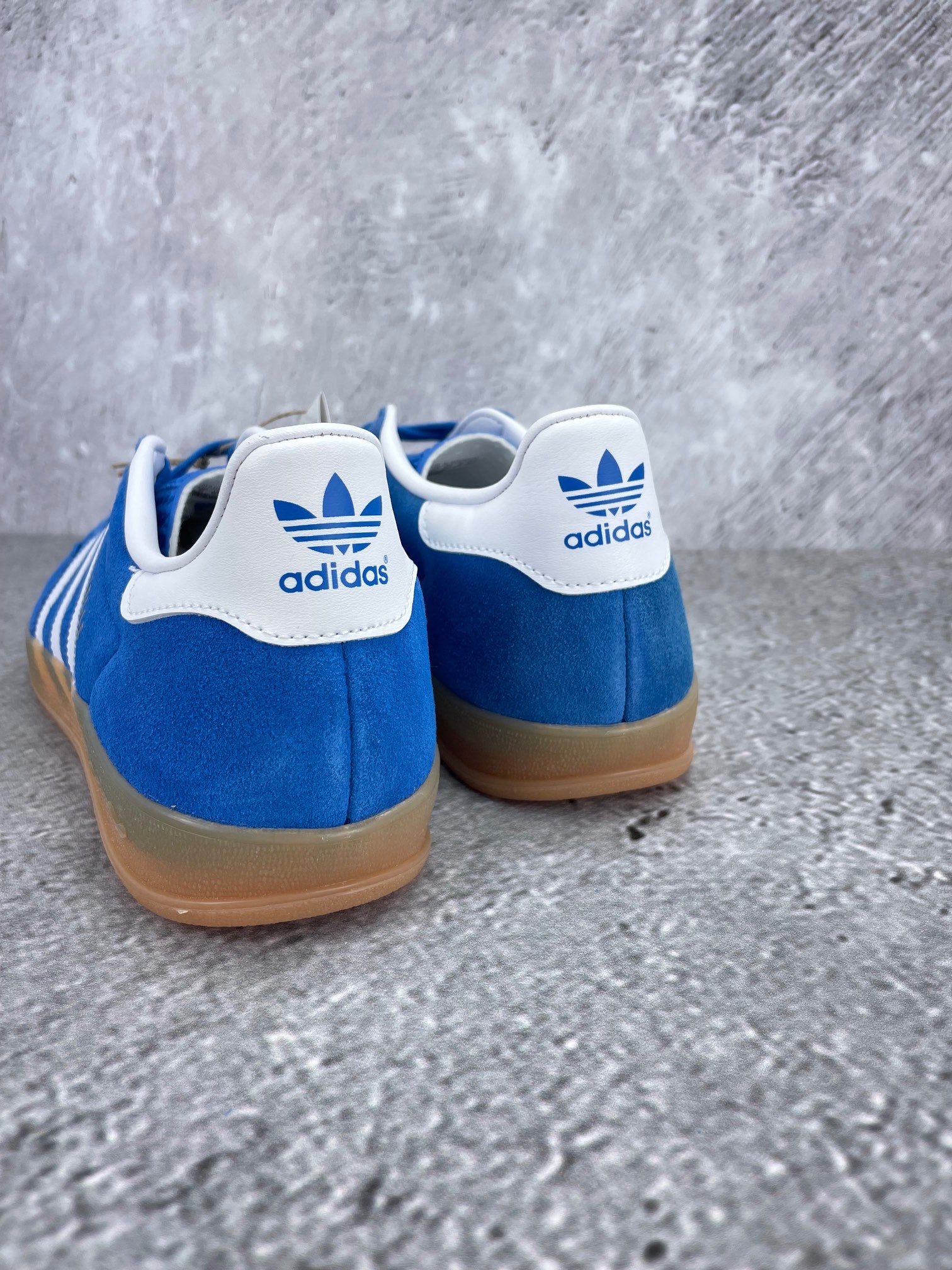 Adidas Gazelle None - buty sportowe, widok z tyłu