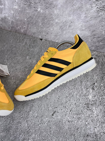 Adidas SL 72 RS Spark - buty sportowe, wewnętrzny panel prawego buta