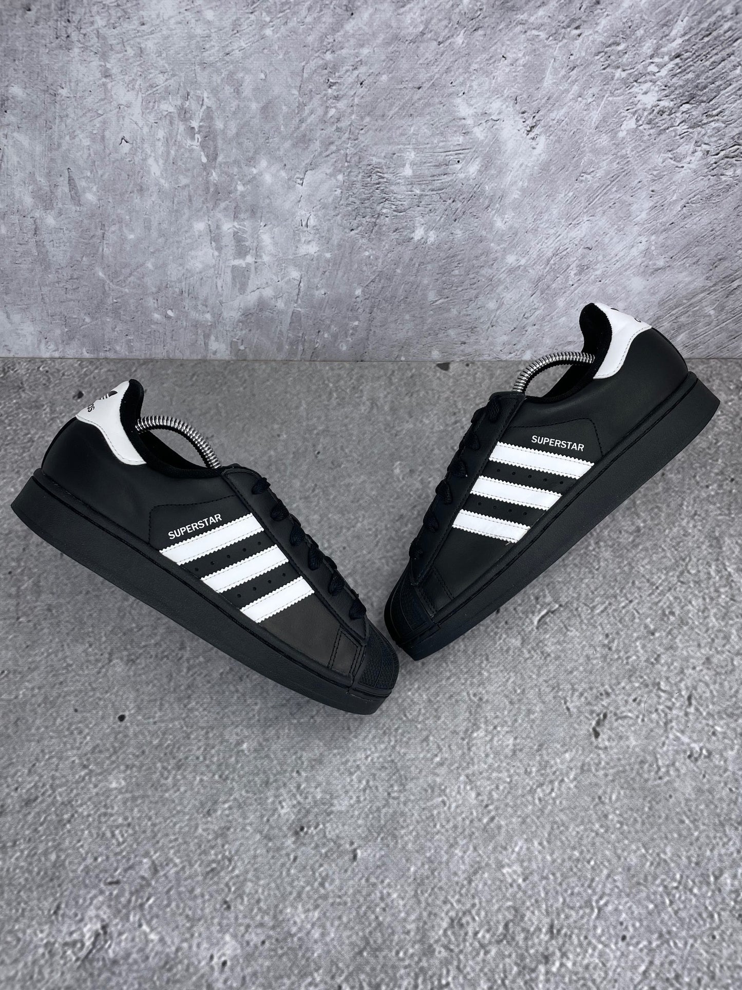 adidas Superstar II JH9977 - buty sportowe, widok z góry na zewnętrzną stronę butów