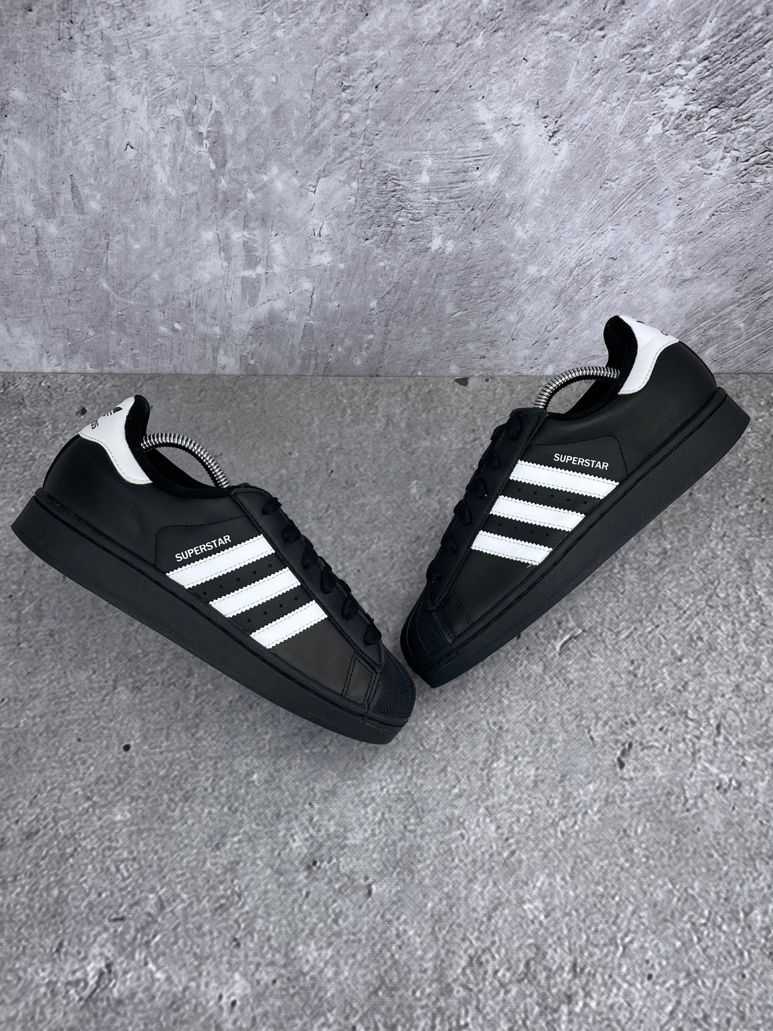 adidas Superstar II JH9977 - buty sportowe, widok z góry na zewnętrzną stronę butów