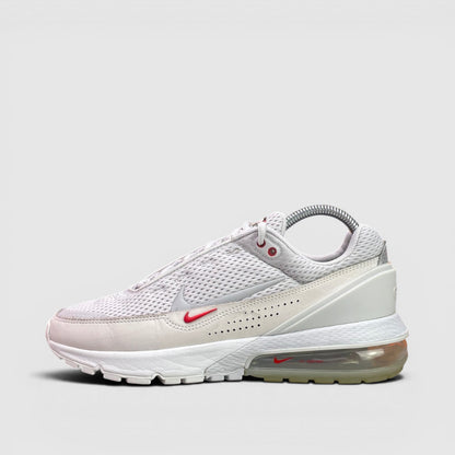 Nike Air Max Pulse Photon Dust — buty sportowe męskie w bardzo dobrym stanie rozmiar 40, boczny profil, lewa strona