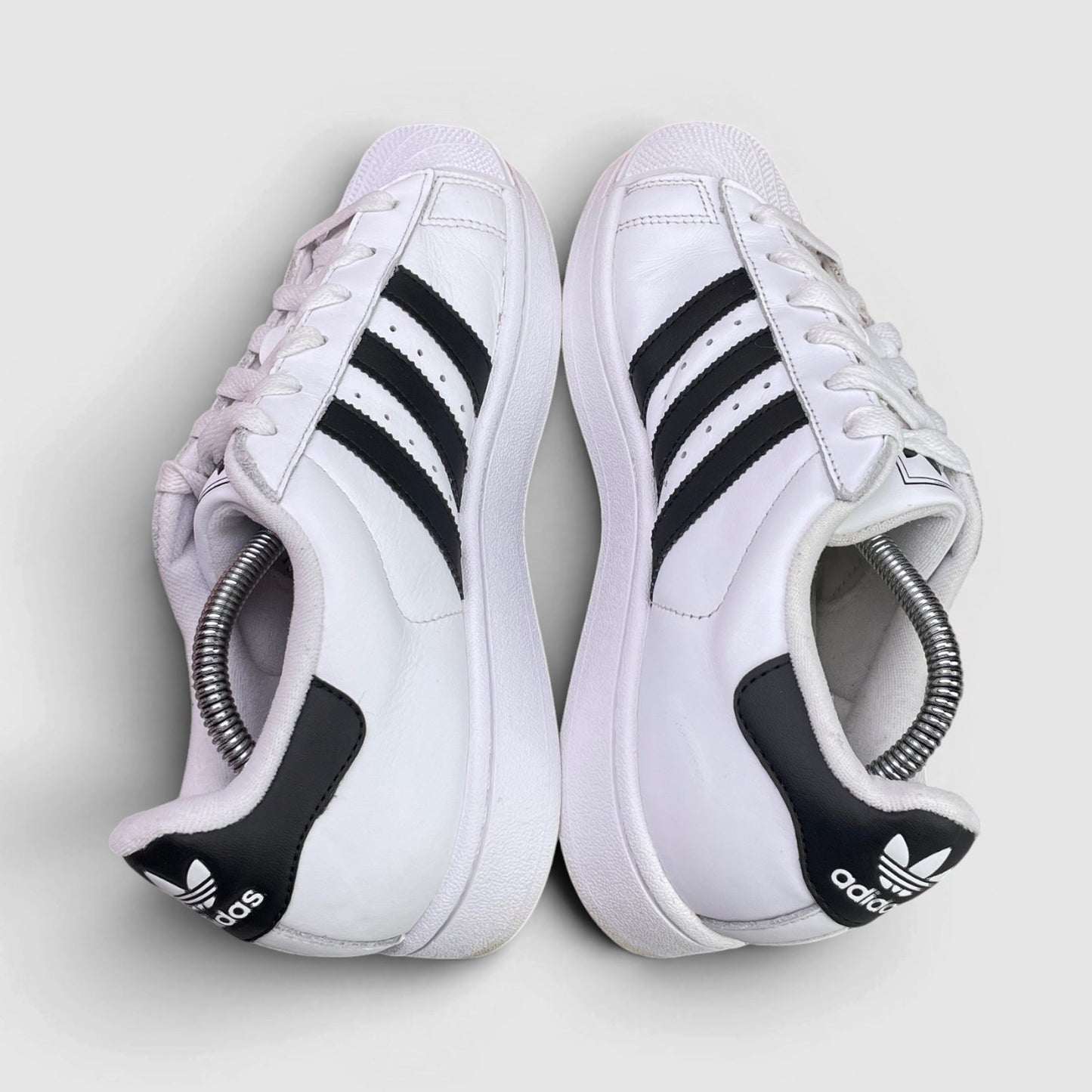 Adidas Superstar II — buty sportowe damskie w bardzo dobrym stanie rozmiar 39 1/3, widok z góry