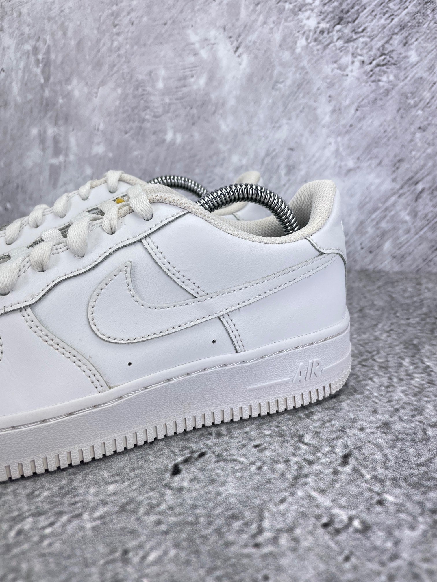Nike Air Force 1 Low Triple White - buty sportowe, opcjonalne zdjęcie 1