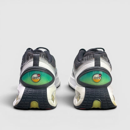 Nike Air Max DN Black Light Bone Green — buty sportowe męskie w bardzo dobrym stanie rozmiar 45, widok z tyłu