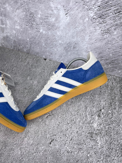 Adidas Handball Spezial 75th Anniversary - buty sportowe, wewnętrzny panel prawego buta