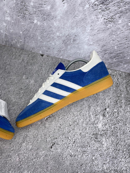 Adidas Handball Spezial 75th Anniversary - buty sportowe, wewnętrzny panel prawego buta