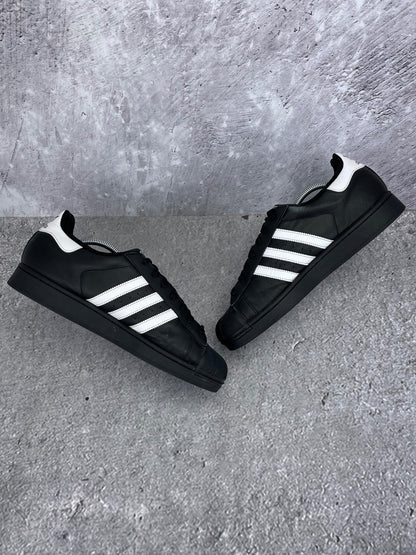 adidas Superstar II Black White - buty sportowe, zewnętrzny panel prawego buta
