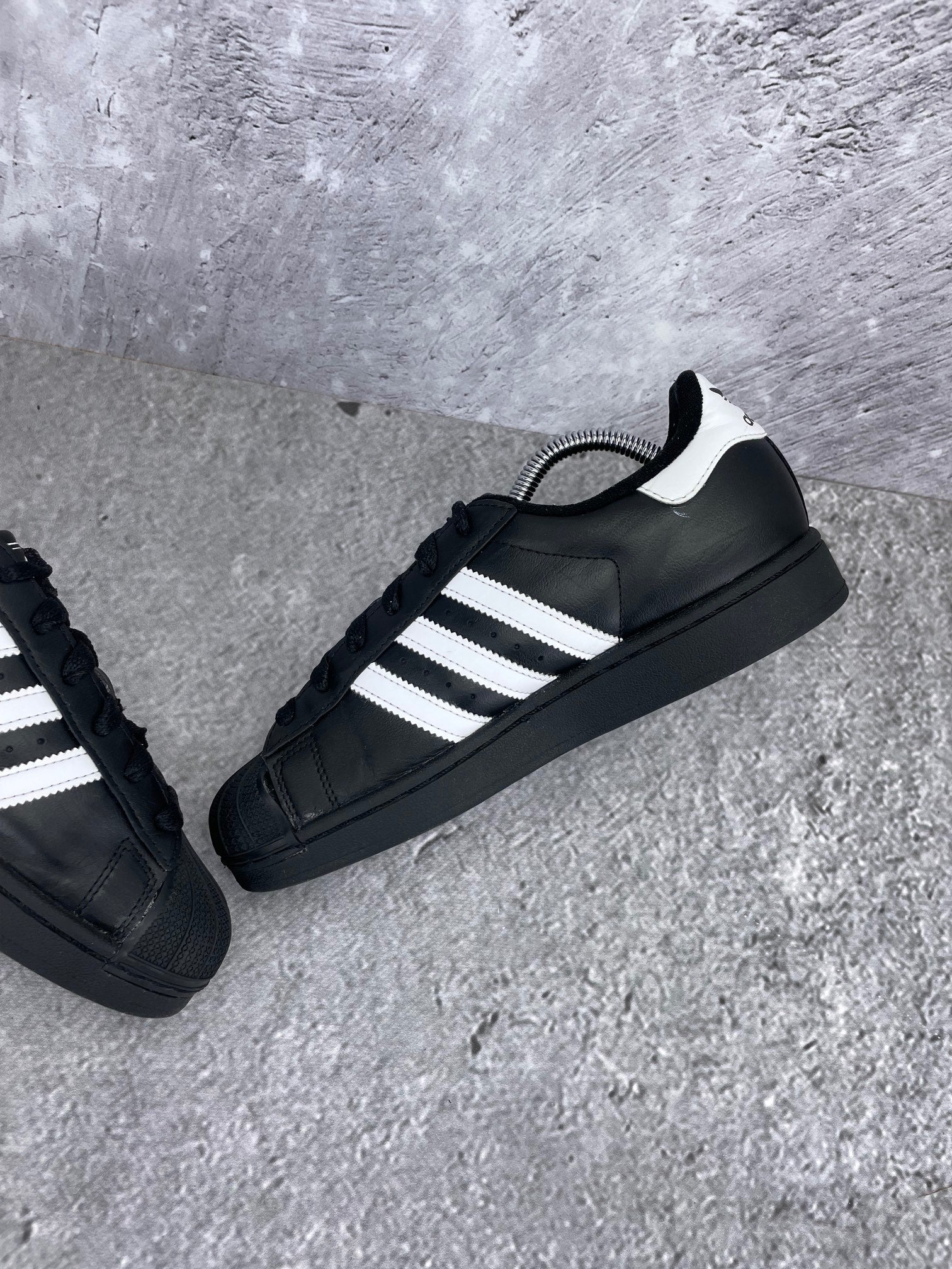 adidas Superstar II JH9977 - buty sportowe, wewnętrzny panel prawego buta