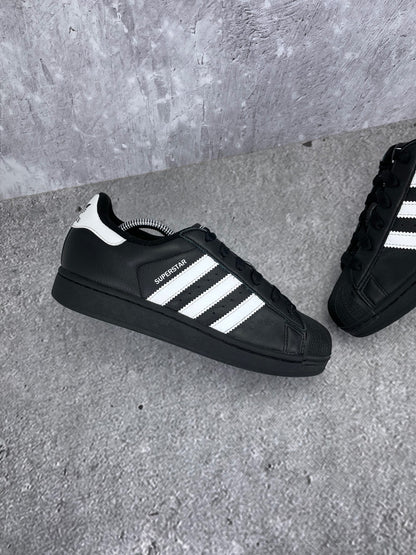 adidas Superstar II Black White - buty sportowe, zewnętrzny panel lewego buta