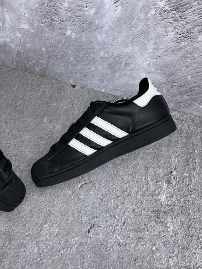 adidas Superstar II Black White - buty sportowe, wewnętrzny panel prawego buta