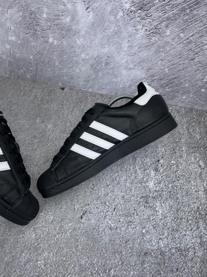 adidas Superstar II Black White - buty sportowe, wewnętrzny panel prawego buta