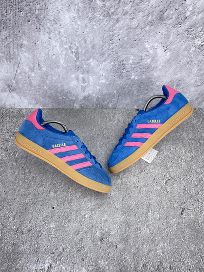 Adidas Gazelle None - buty sportowe, widok z góry na zewnętrzną stronę butów