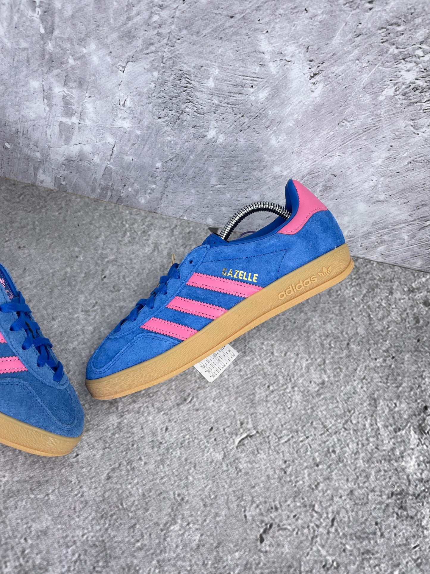 Adidas Gazelle None - buty sportowe, widok z góry na wewnętrzną stronę butów