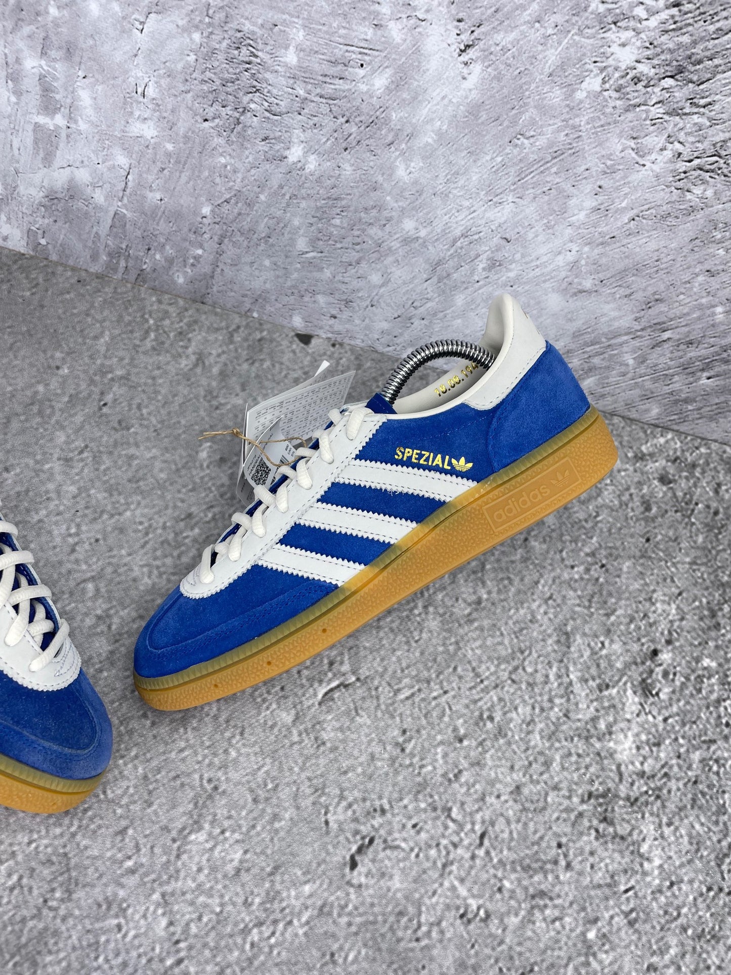 Adidas Handball Spezial 75th Anniversary - buty sportowe, widok z góry na wewnętrzną stronę butów