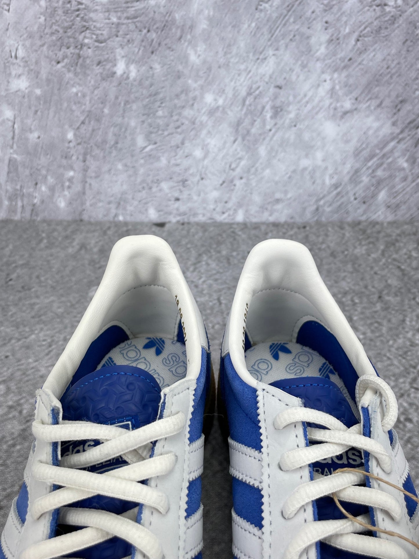 Adidas Handball Spezial 75th Anniversary - buty sportowe, zapiętki butów