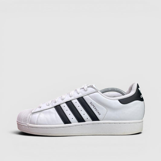 Adidas Superstar II — buty sportowe męskie w bardzo dobrym stanie rozmiar 44, boczny profil, lewa strona