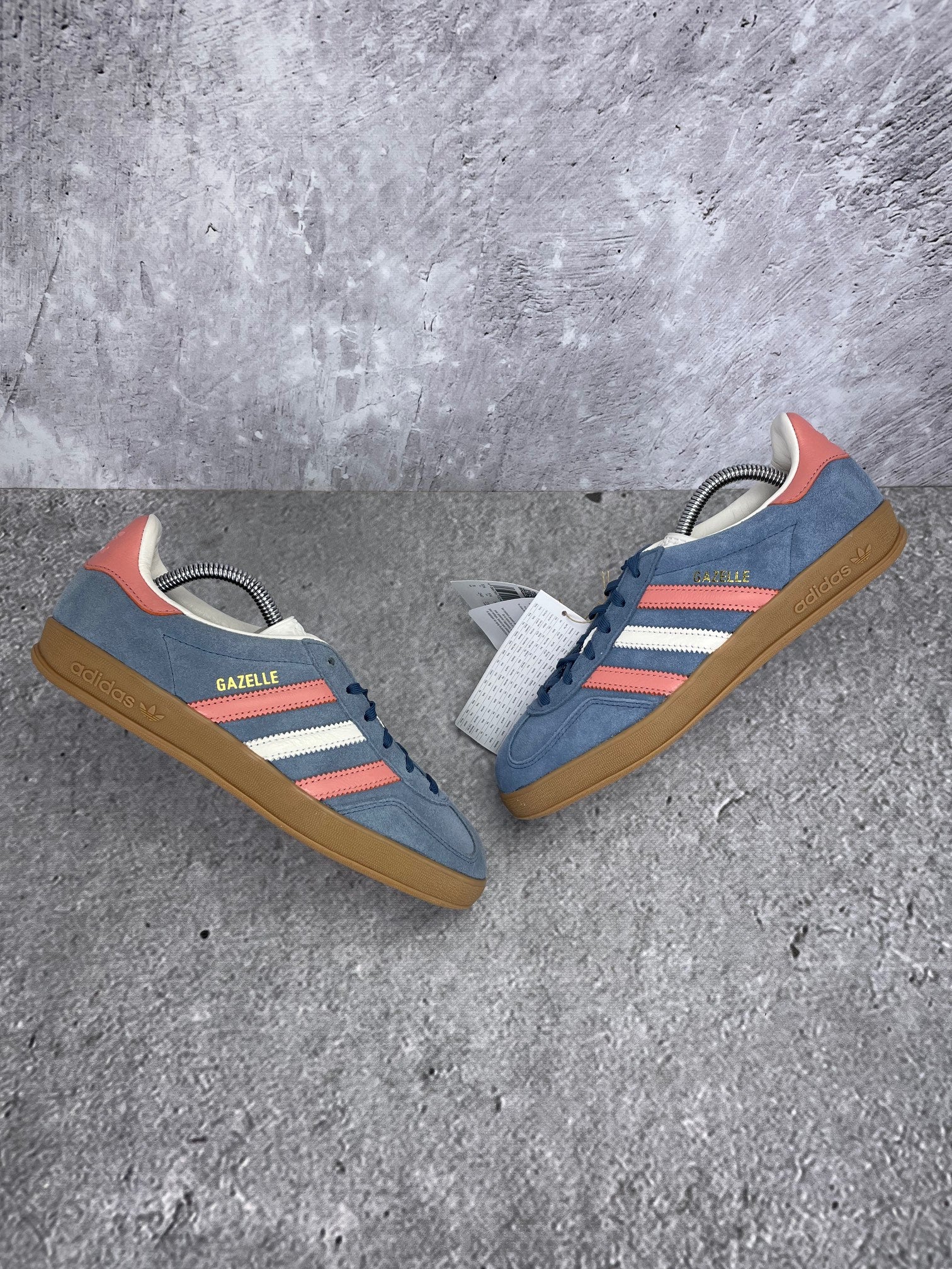 Adidas Gazelle Indoor None - buty sportowe, widok z góry na zewnętrzną stronę butów