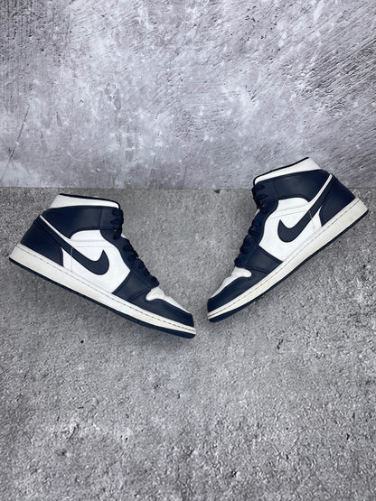 Jordan Air Jordan 1 Mid SE Obsidian - buty sportowe, zewnętrzny panel prawego buta