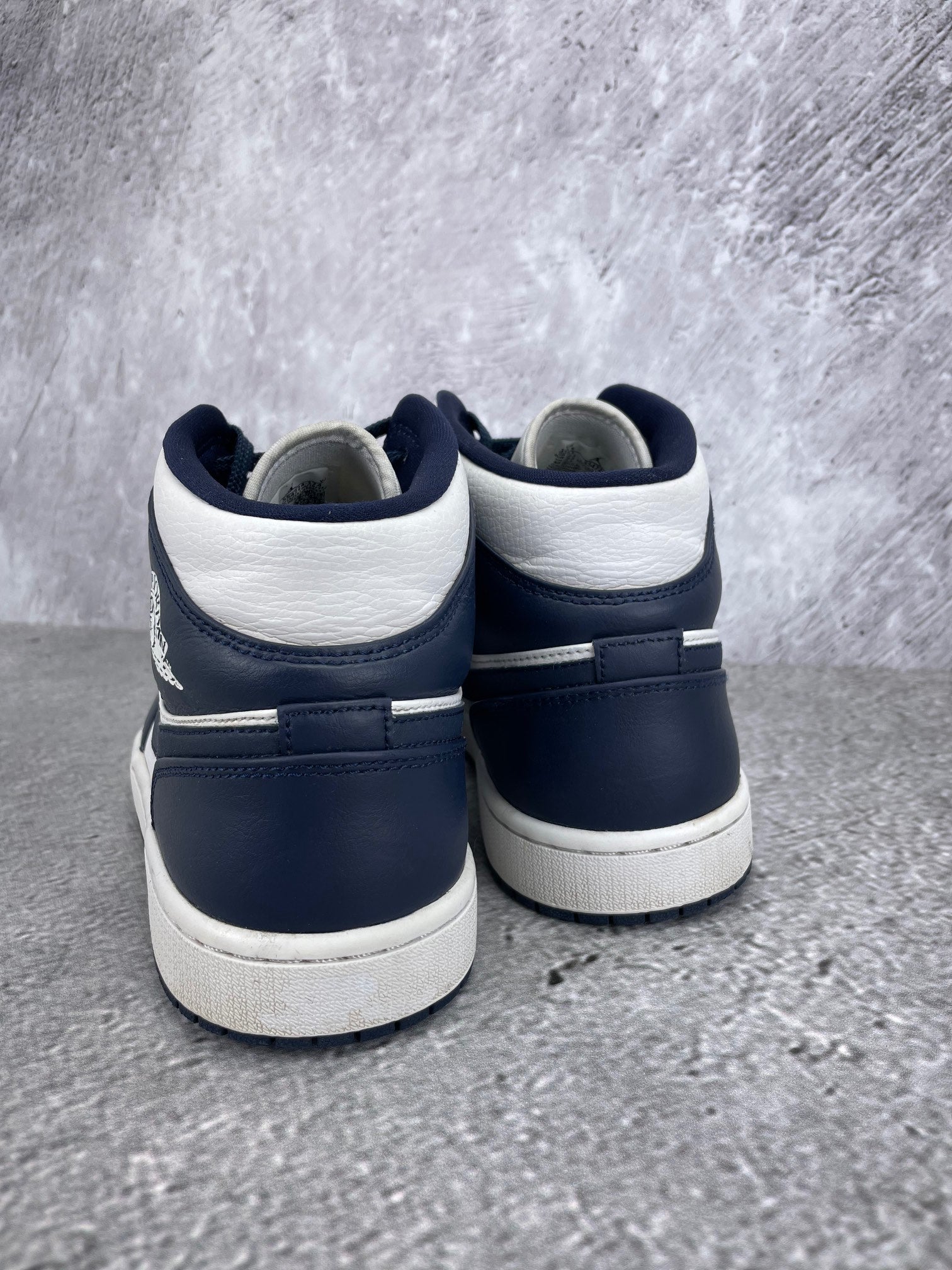 Jordan Air Jordan 1 Mid SE Obsidian - buty sportowe, widok z tyłu