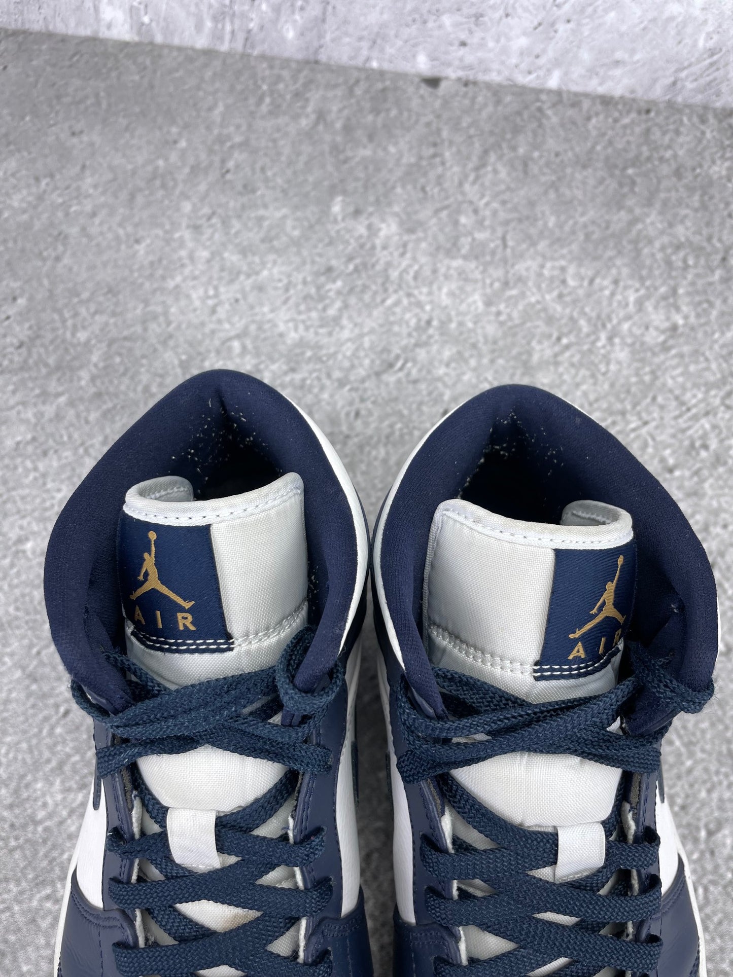 Jordan Air Jordan 1 Mid SE Obsidian - buty sportowe, zapiętki butów