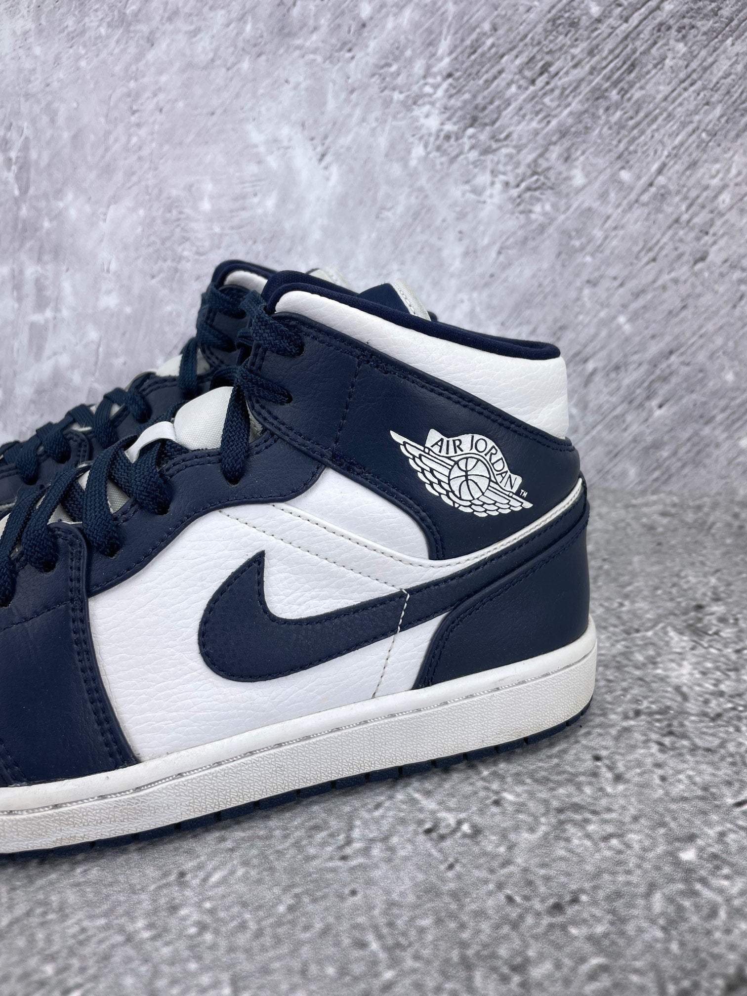Jordan Air Jordan 1 Mid SE Obsidian - buty sportowe, opcjonalne zdjęcie 1
