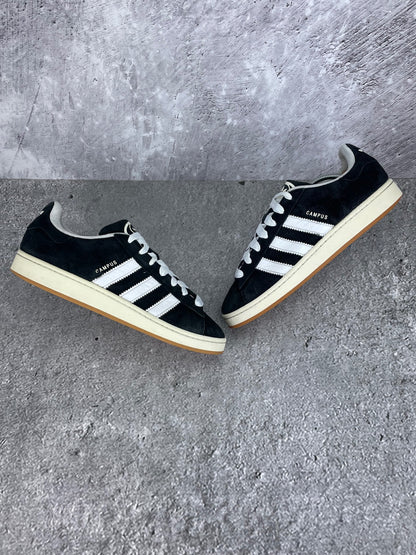 adidas Campus 00s HQ8708 - buty sportowe, widok z góry na zewnętrzną stronę butów