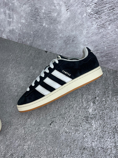 adidas Campus 00s HQ8708 - buty sportowe, widok z góry na wewnętrzną stronę butów