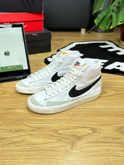 Nike Blazer Mid 77 (39)