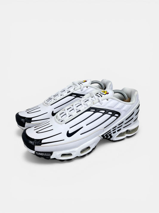 Nike Air Max Plus III Leather CK6716-100 - buty sportowe, widok z boku