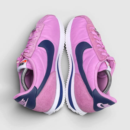 Nike Classic Cortez — buty sportowe damskie w bardzo dobrym stanie rozmiar 40, widok z góry