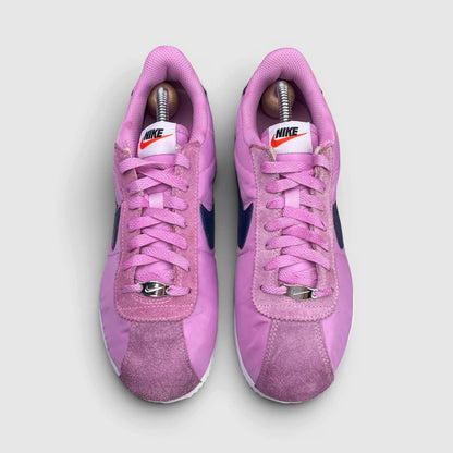 Nike Classic Cortez — buty sportowe damskie w bardzo dobrym stanie rozmiar 40, widok z przodu
