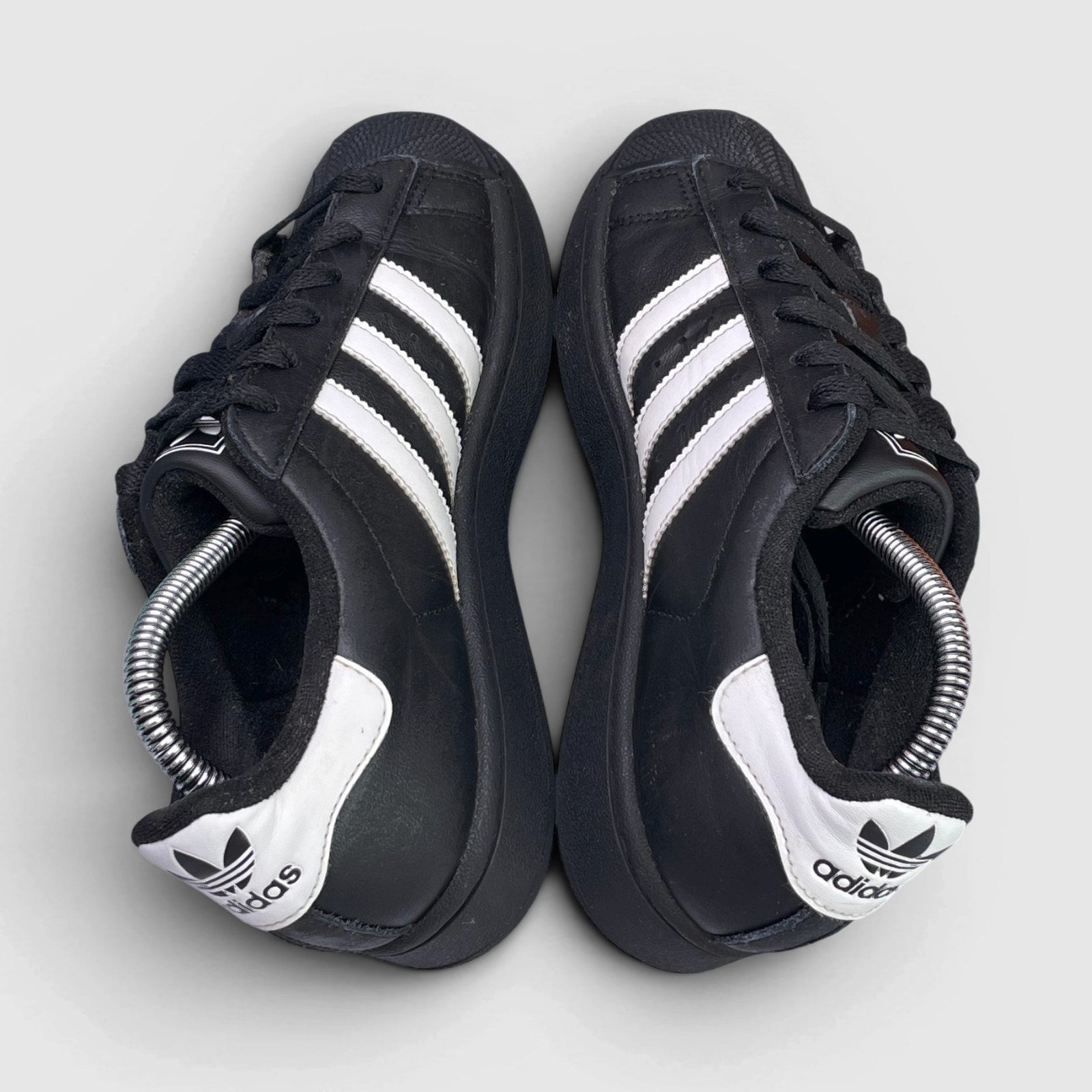 Adidas Superstar II — buty sportowe damskie w bardzo dobrym stanie rozmiar 36 2/3, widok z góry