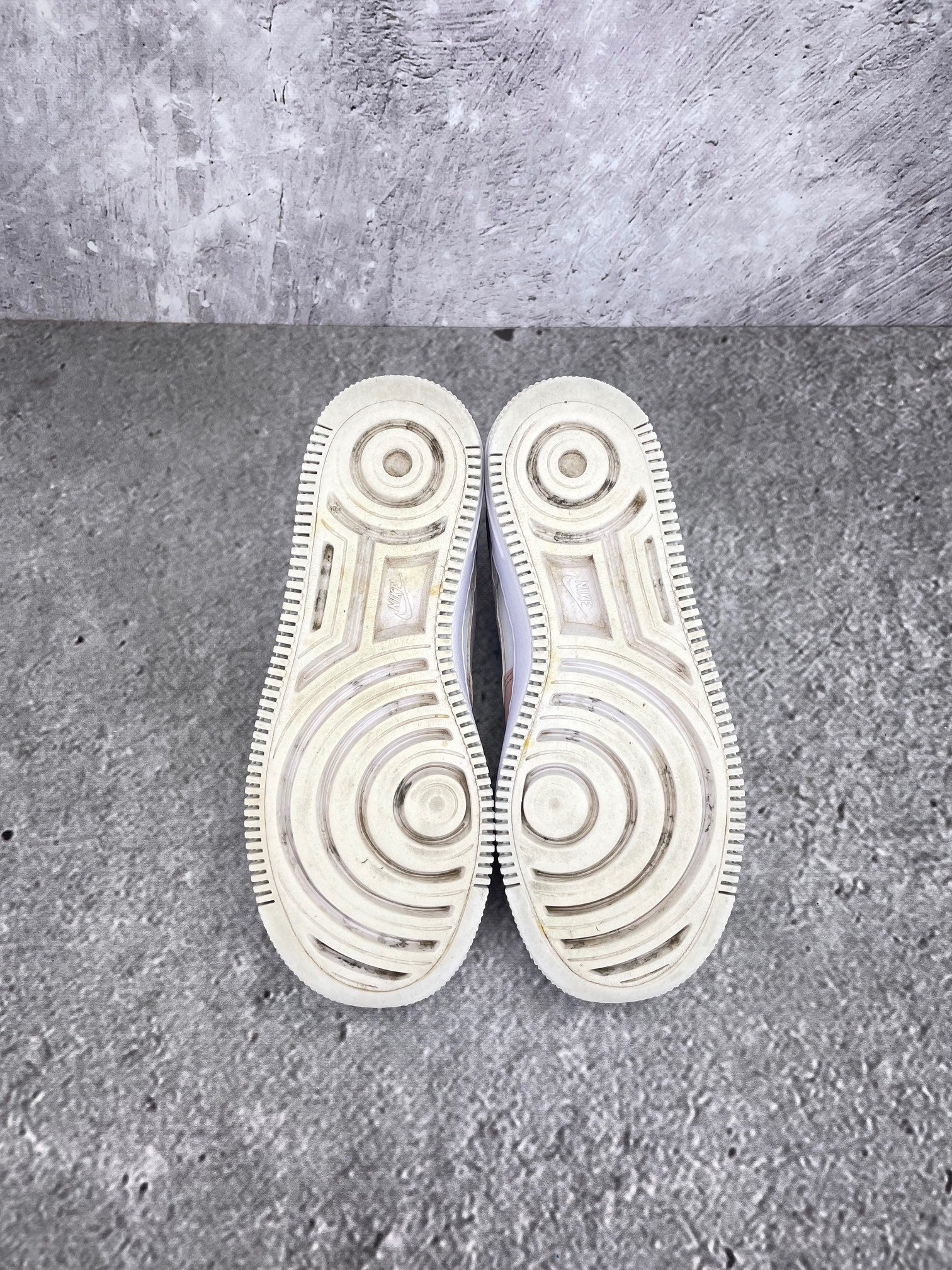 Nike Air Force 1 Low rozmiar 37.5