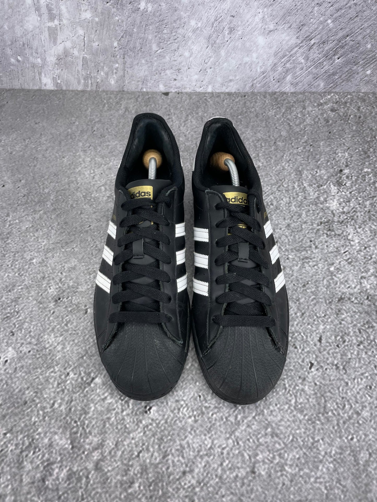 adidas Superstar “Core Black / Footwear White” Superstar Core Black - buty sportowe, widok z góry