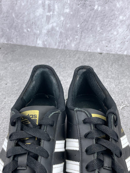 adidas Superstar “Core Black / Footwear White” Superstar Core Black - buty sportowe, zapiętki butów