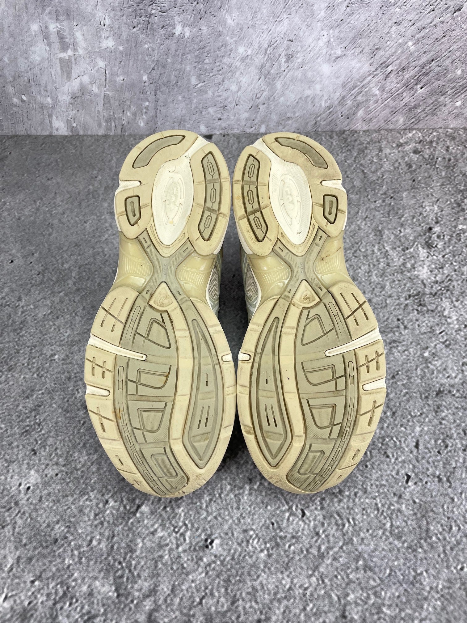 Asics Gel 1130 nieznane - buty sportowe, podeszwa