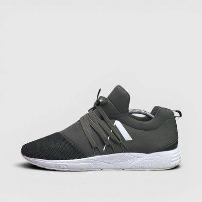 Arkk Copenhagen ARKK Copenhgen Sneakers — buty sportowe męskie w bardzo dobrym stanie rozmiar 44, boczny profil, lewa strona