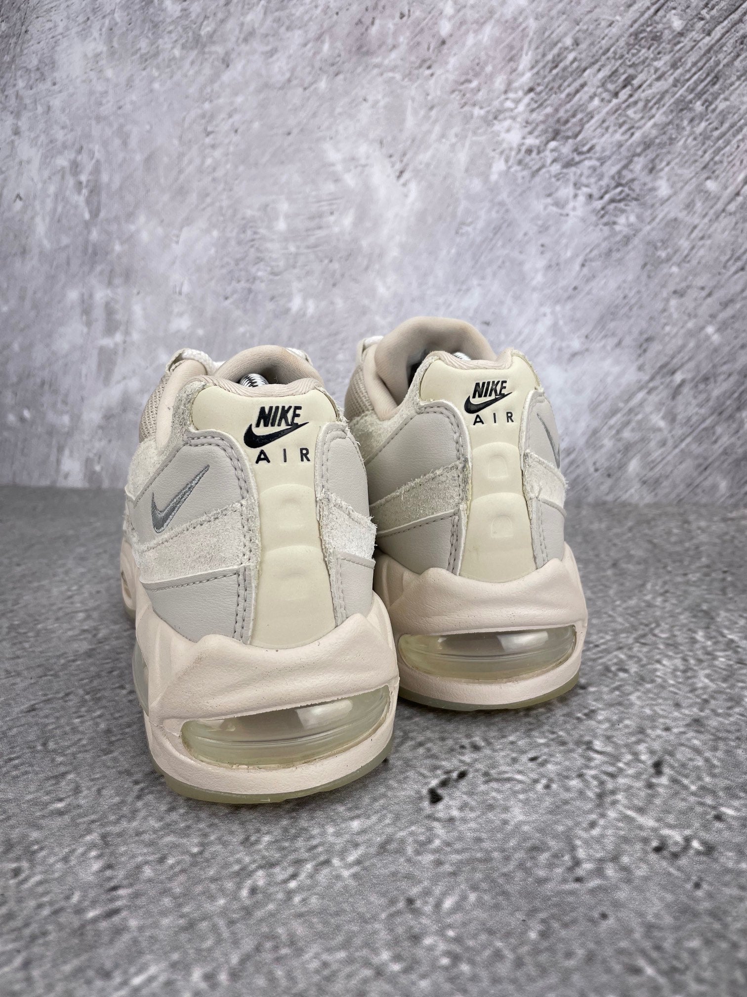 Nike Air Max 95 OG “Soft Pearl” AM95 Soft Pearl - buty sportowe, widok z tyłu