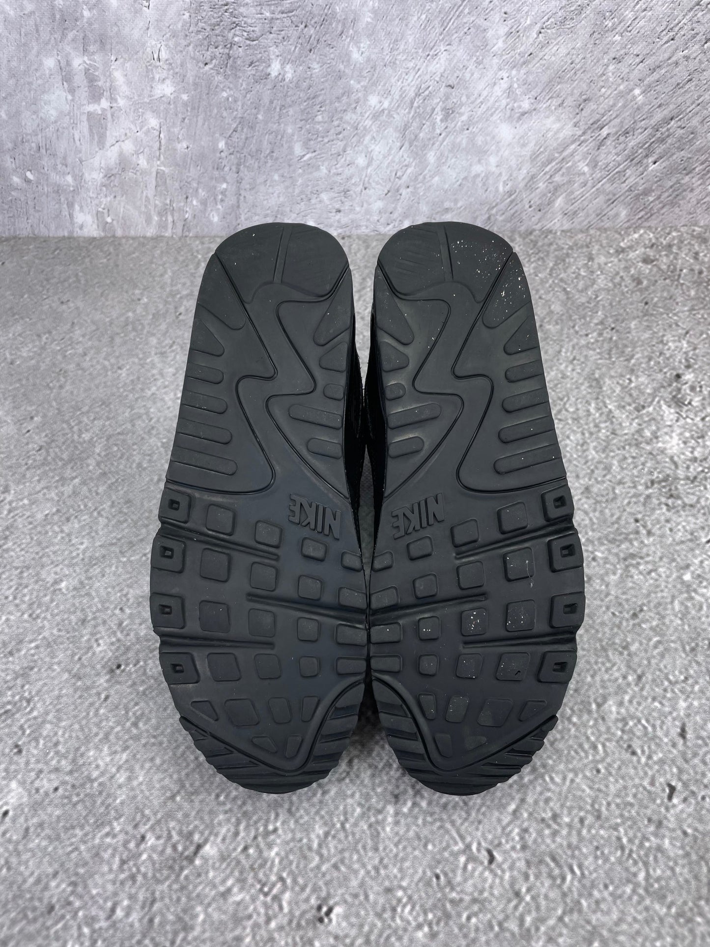Nike Air Max 90 Recraft Triple Black - buty sportowe, podeszwa
